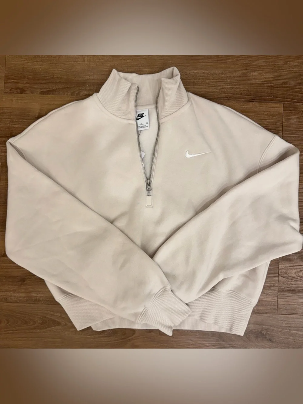 NWT Nike Phoenix Fleece Cropped 1/4 Zip Sweatshirt Cream Size Small - Picture 2 of 6